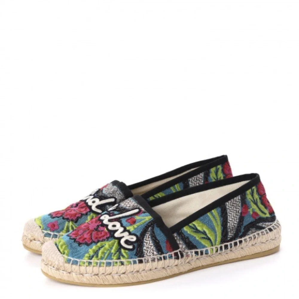 Gucci Canvas Floral Embroidered Blind For Love Espadrilles Flats Size 37.5/7.5